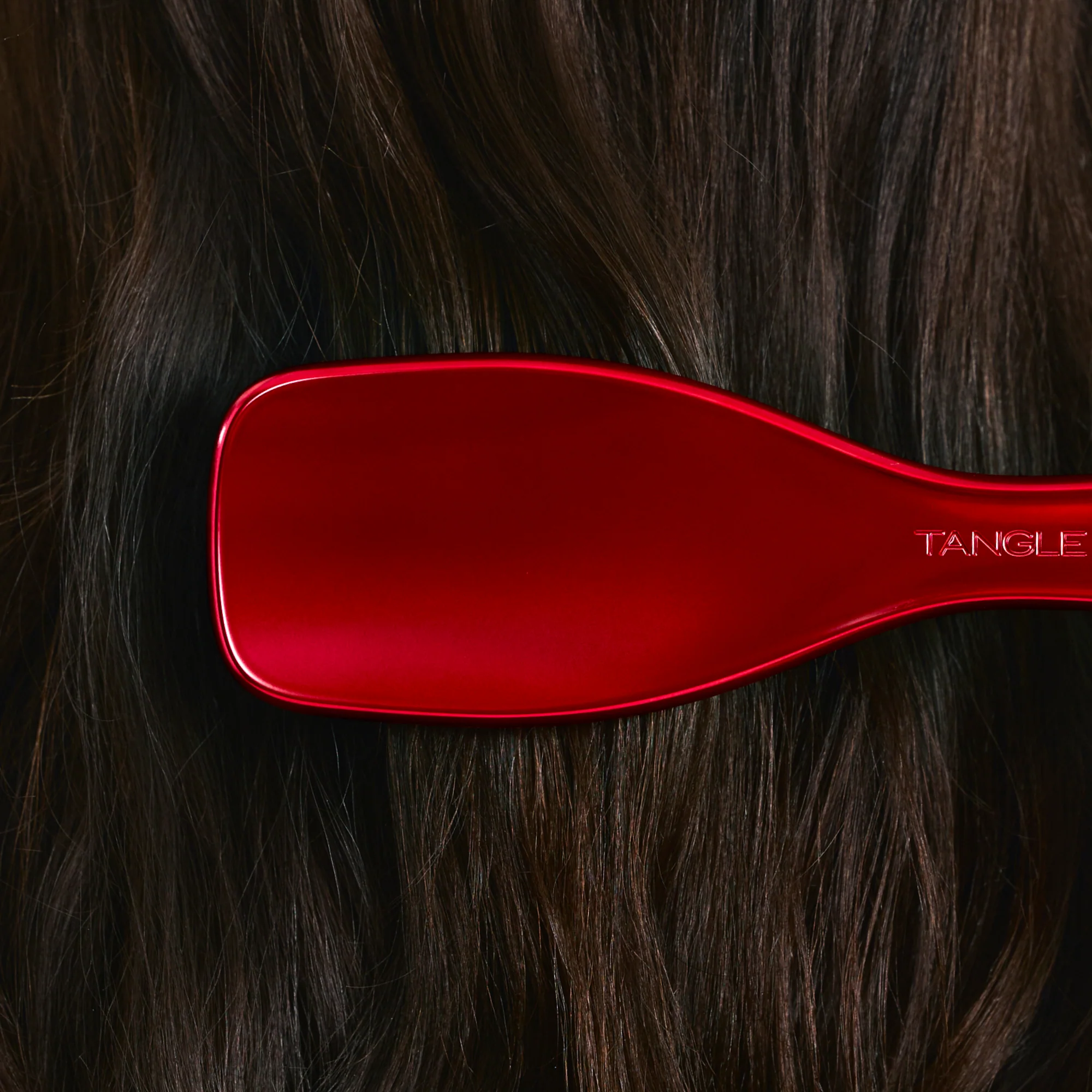 The Devil Wears Prada and Tangle Teezer The Ultimate Detangler™ - Image 10