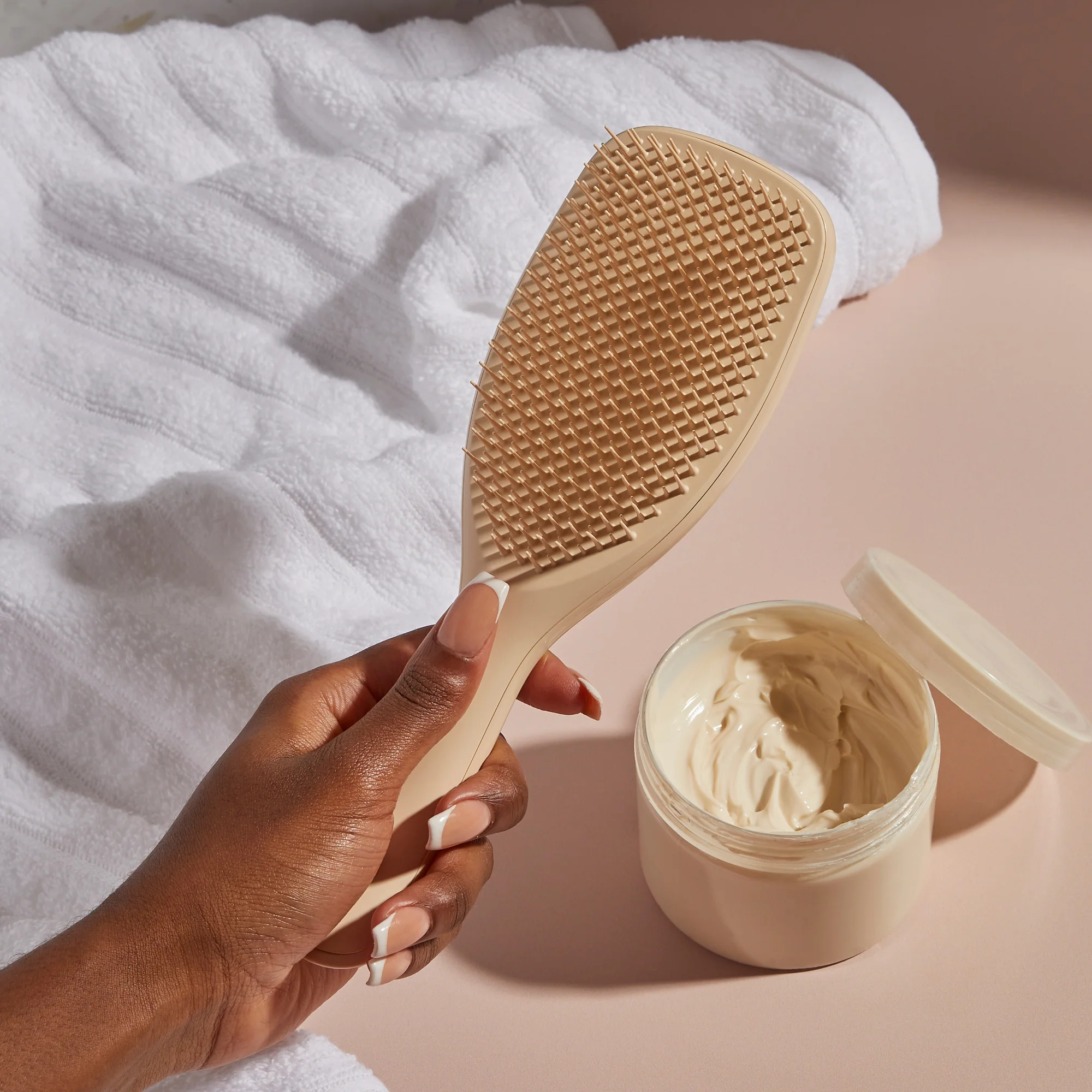 The Ultimate Detangler - Image 100