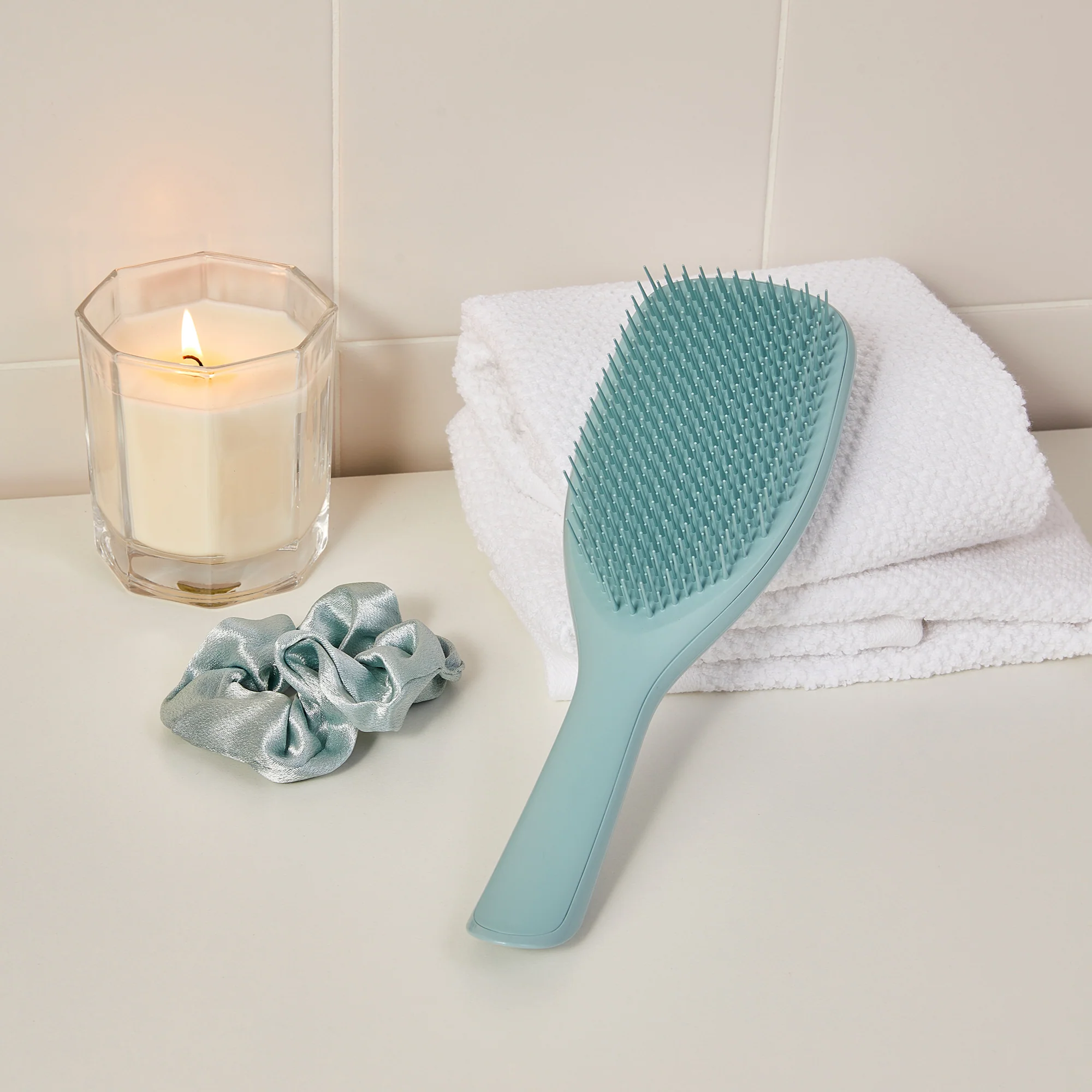 The Ultimate Detangler - Image 93