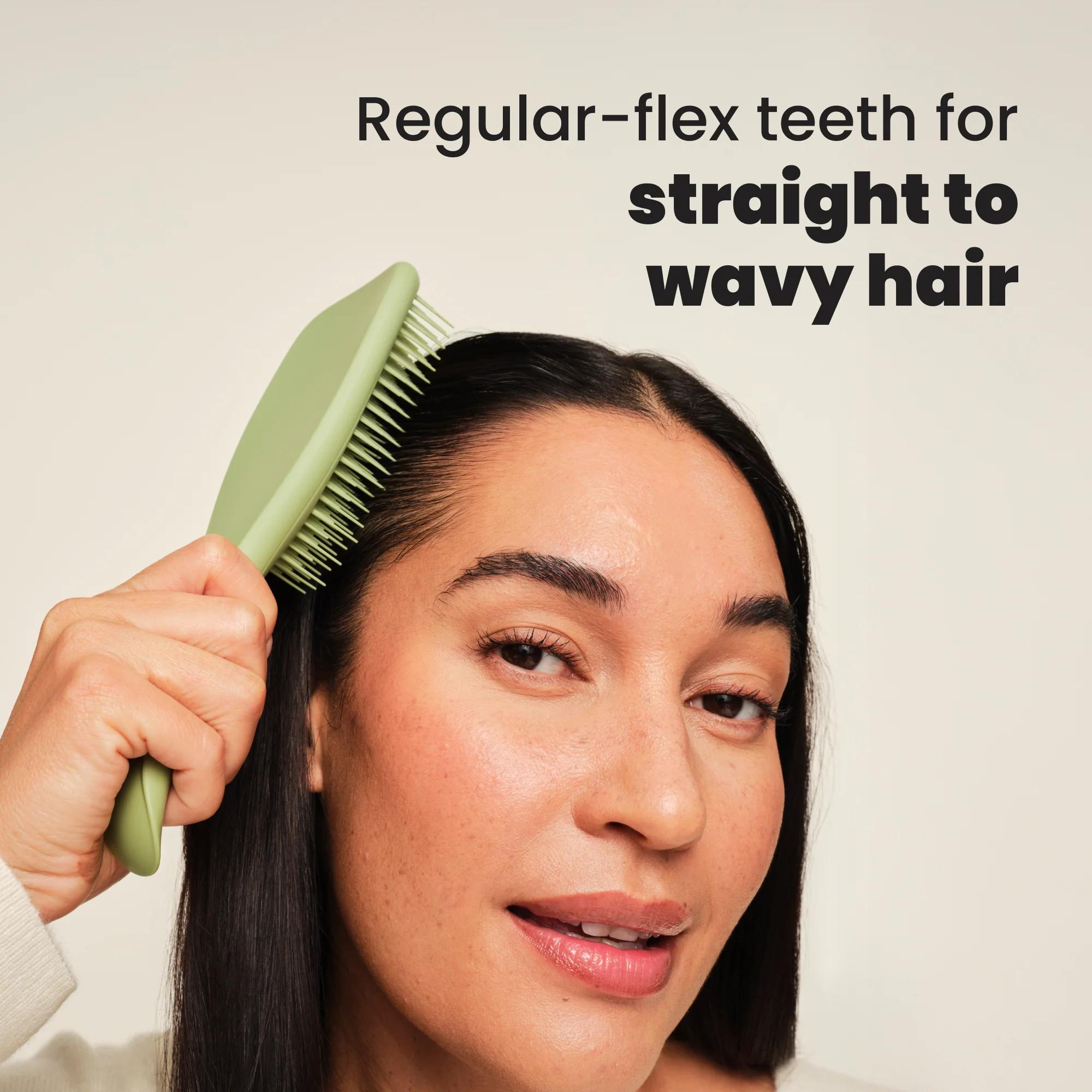 The Ultimate Detangler Matte - Image 10