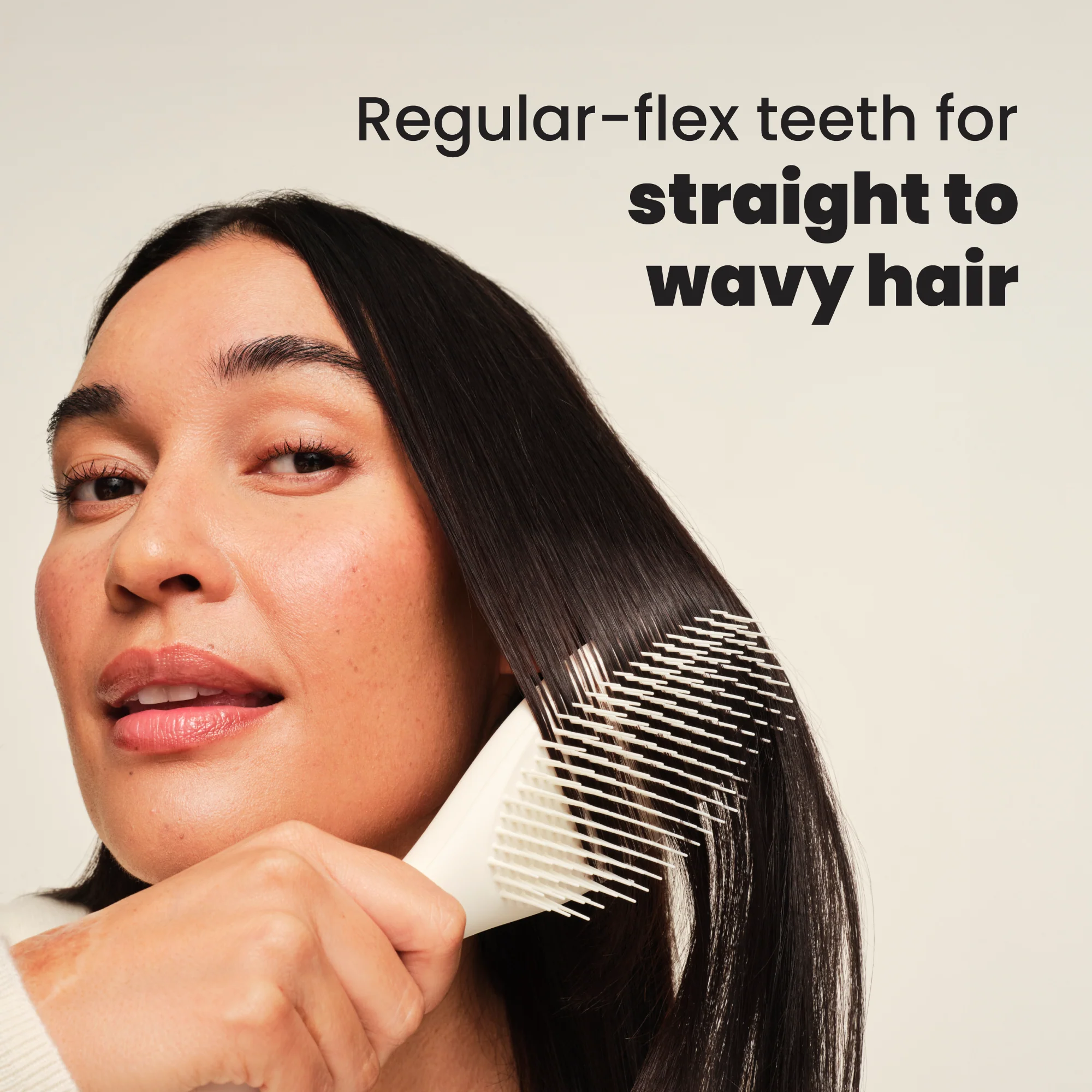 The Ultimate Detangler Matte - Image 3