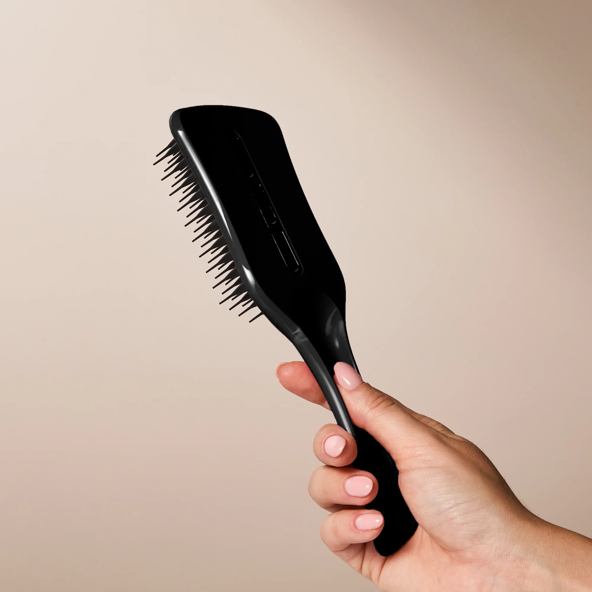 The Ultimate Blow Dry - Image 12